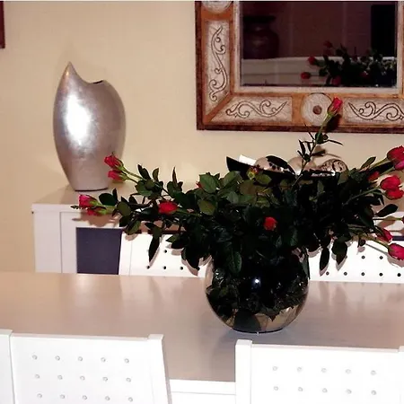 With Private Pool And Beautiful Garden * לוס כריסטיאנוס
