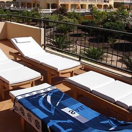 With Private Pool And Beautiful Garden לוס כריסטיאנוס