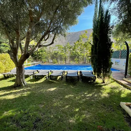 With Private Pool And Beautiful Garden لوس كريستيانوس