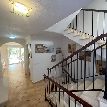 بيت للعطل With Private Pool And Beautiful Garden لوس كريستيانوس