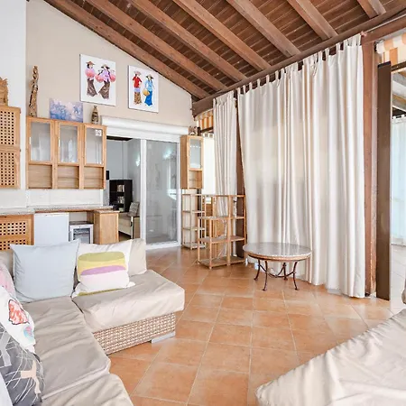 بيت للعطل With Private Pool And Beautiful Garden لوس كريستيانوس