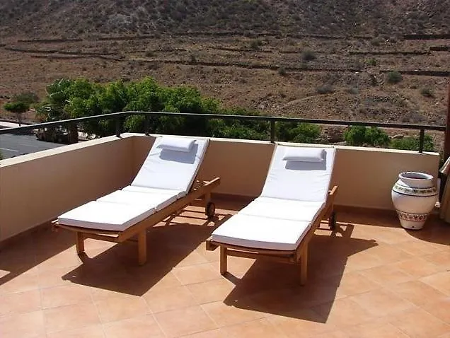 With Private Pool And Beautiful Garden * Los Cristianos (Tenerife)