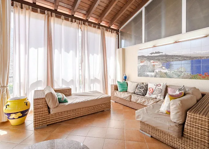 Ferienhaus With Private Pool And Beautiful Garden