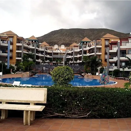 펜션 With Private Pool And Beautiful Garden