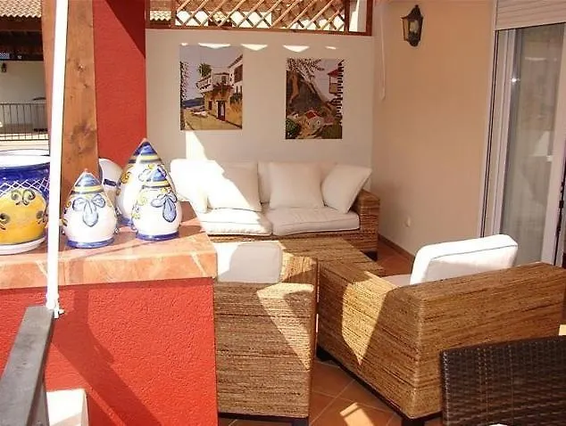 With Private Pool And Beautiful Garden Ferienhaus Los Cristianos (Tenerife)