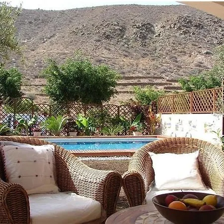 With Private Pool And Beautiful Garden Дом отдыха