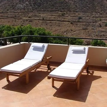 With Private Pool And Beautiful Garden * Лос Кристианос